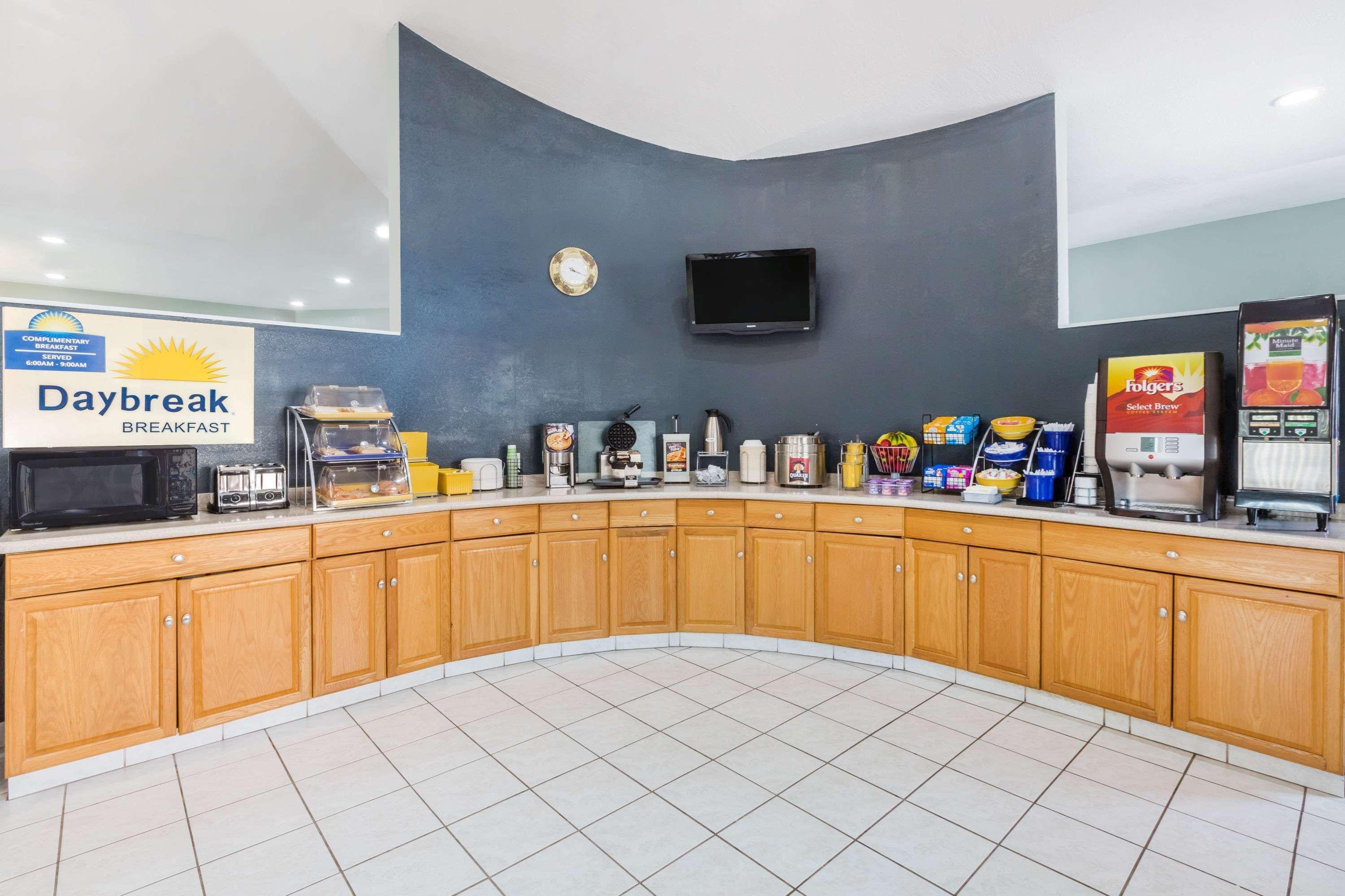 Days Inn By Wyndham Portland/Corpus Christi Dış mekan fotoğraf